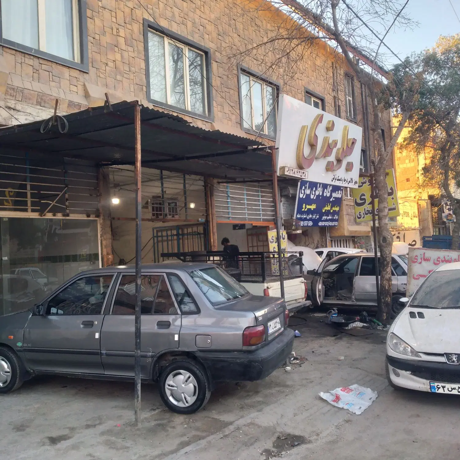 یک باب مقازه جهته کار میکانیکی ب ای اجاره