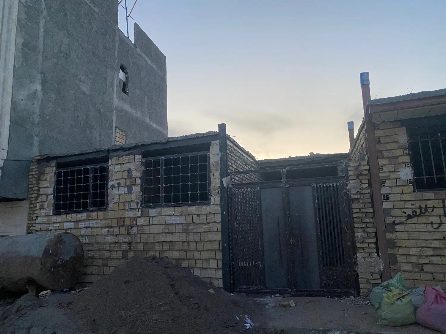 منزل نیمه ساز حاجی ابادولیعصر۱۵