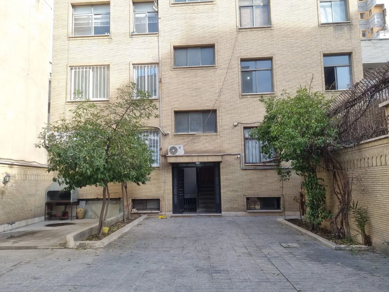 اجاره انبار یا دفتر ( لاله زار، سعدی )
