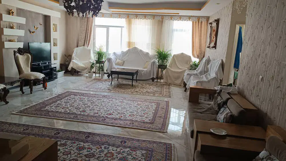 ۷۱ متر ۲ خواب فول امکانات واحد غرق در نور