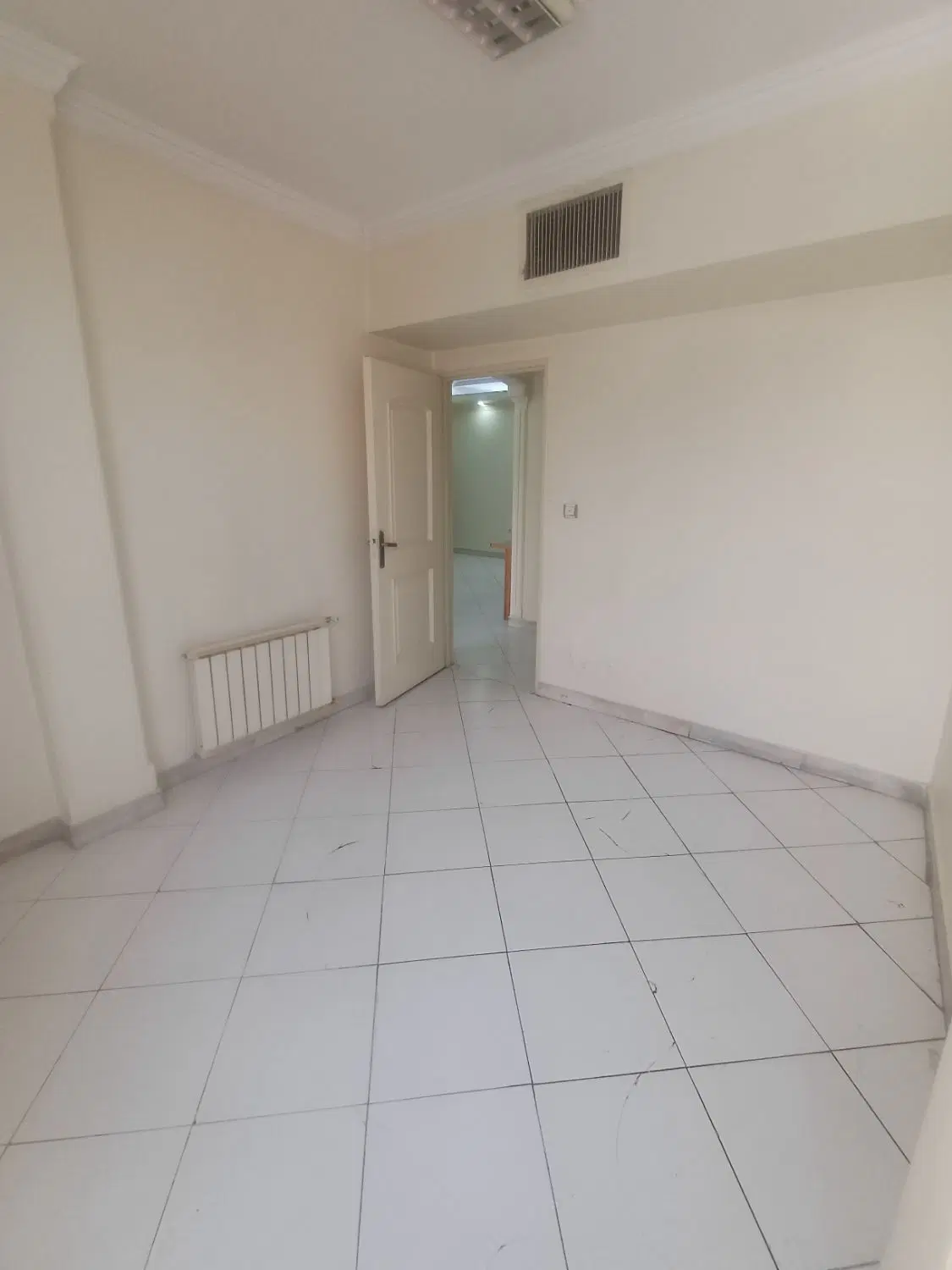 سیدخندان ۱۳۵متر تابلو خور عالی سند اداری