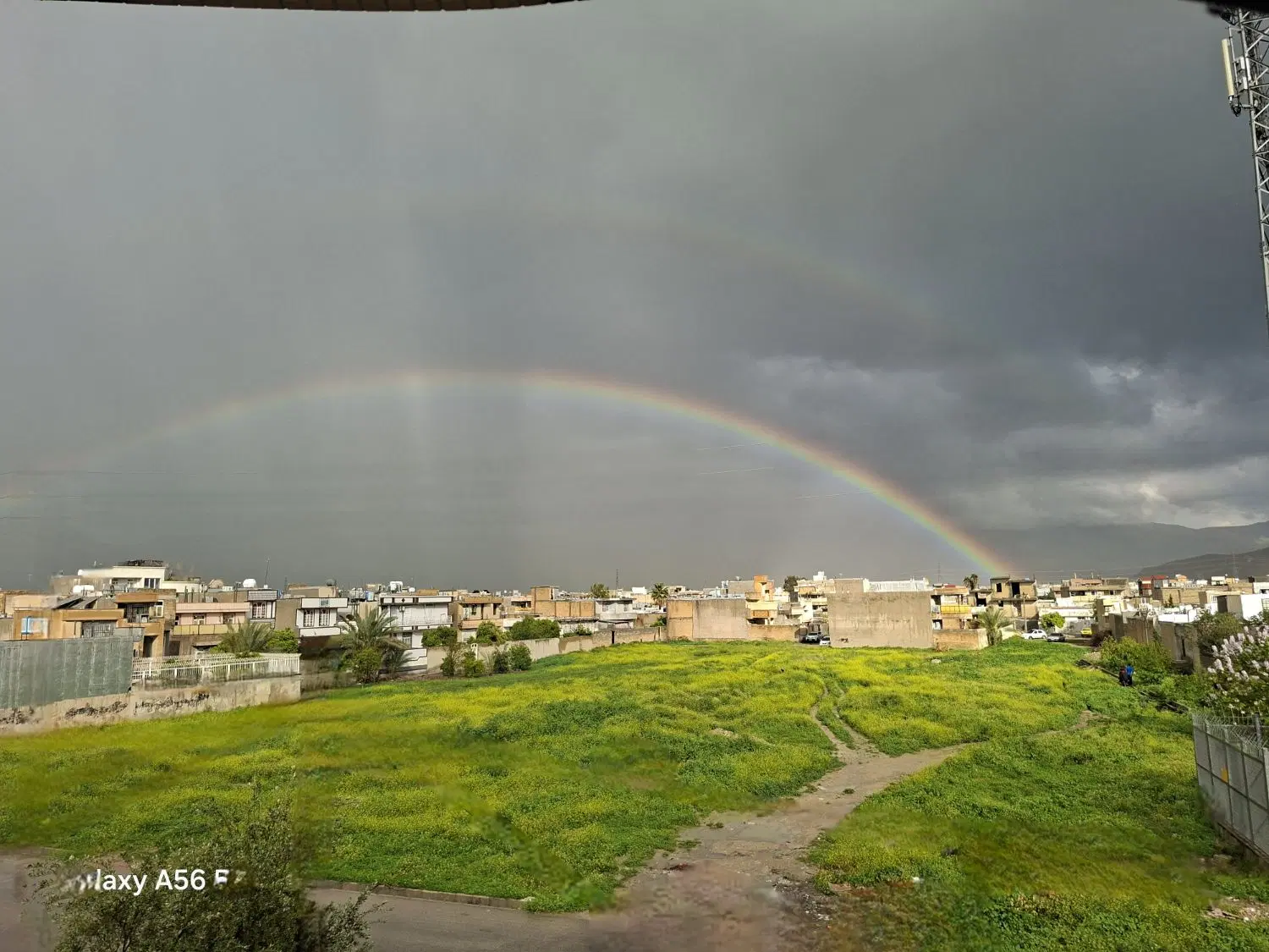 فروش زمین ۳۰۲متر