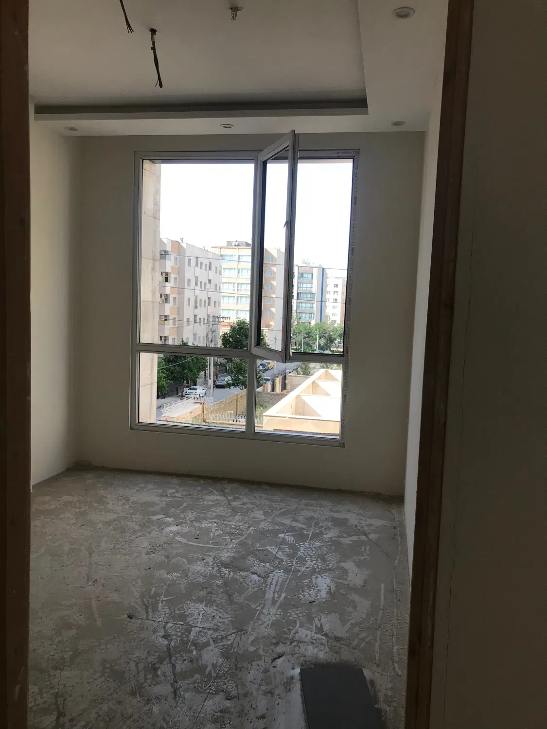 فروشی ۱۱۰ متری اقدسیه