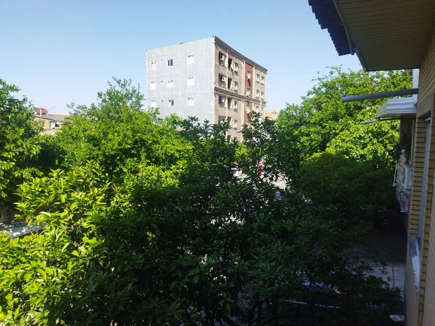 منزل ویلایی خیابان بعثت