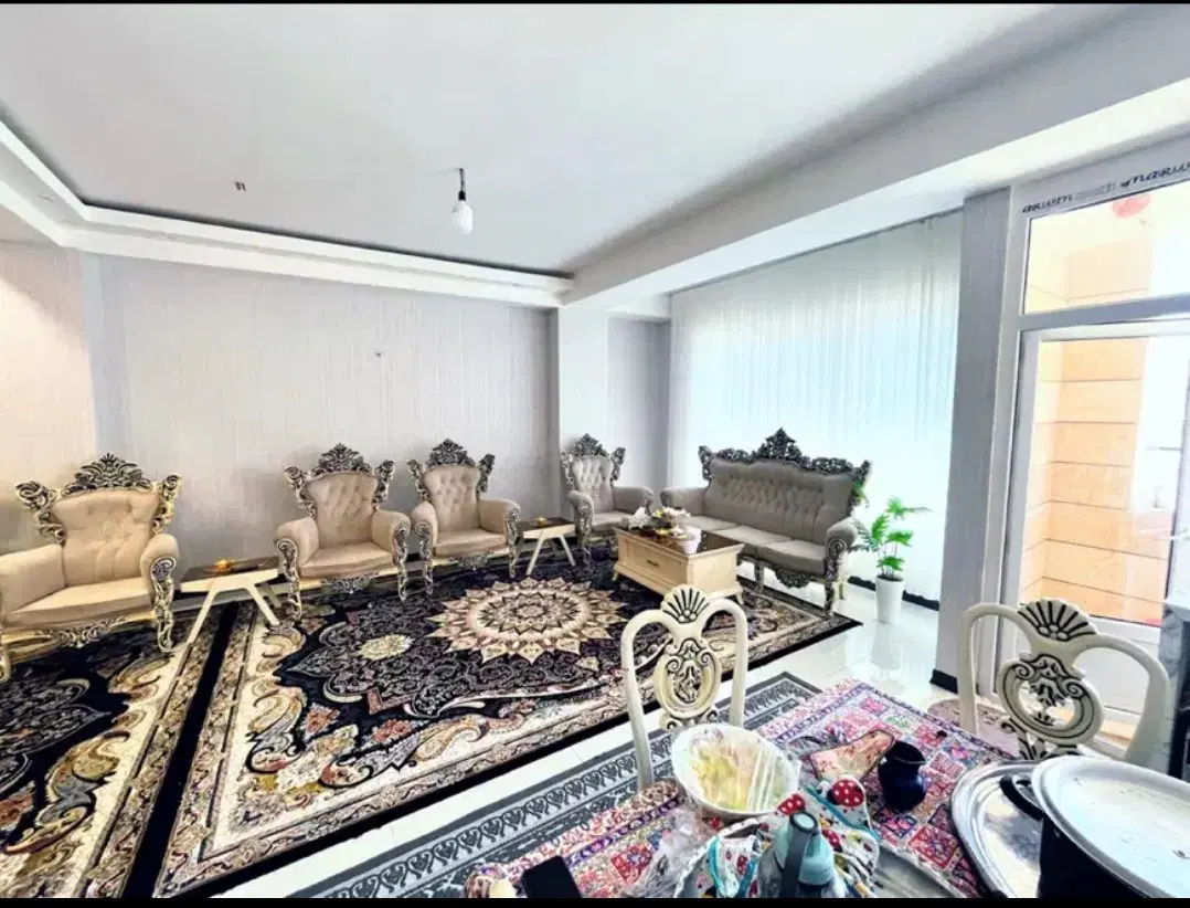 تک واحدی،نوساز،۱۰۲متری نوروزیان