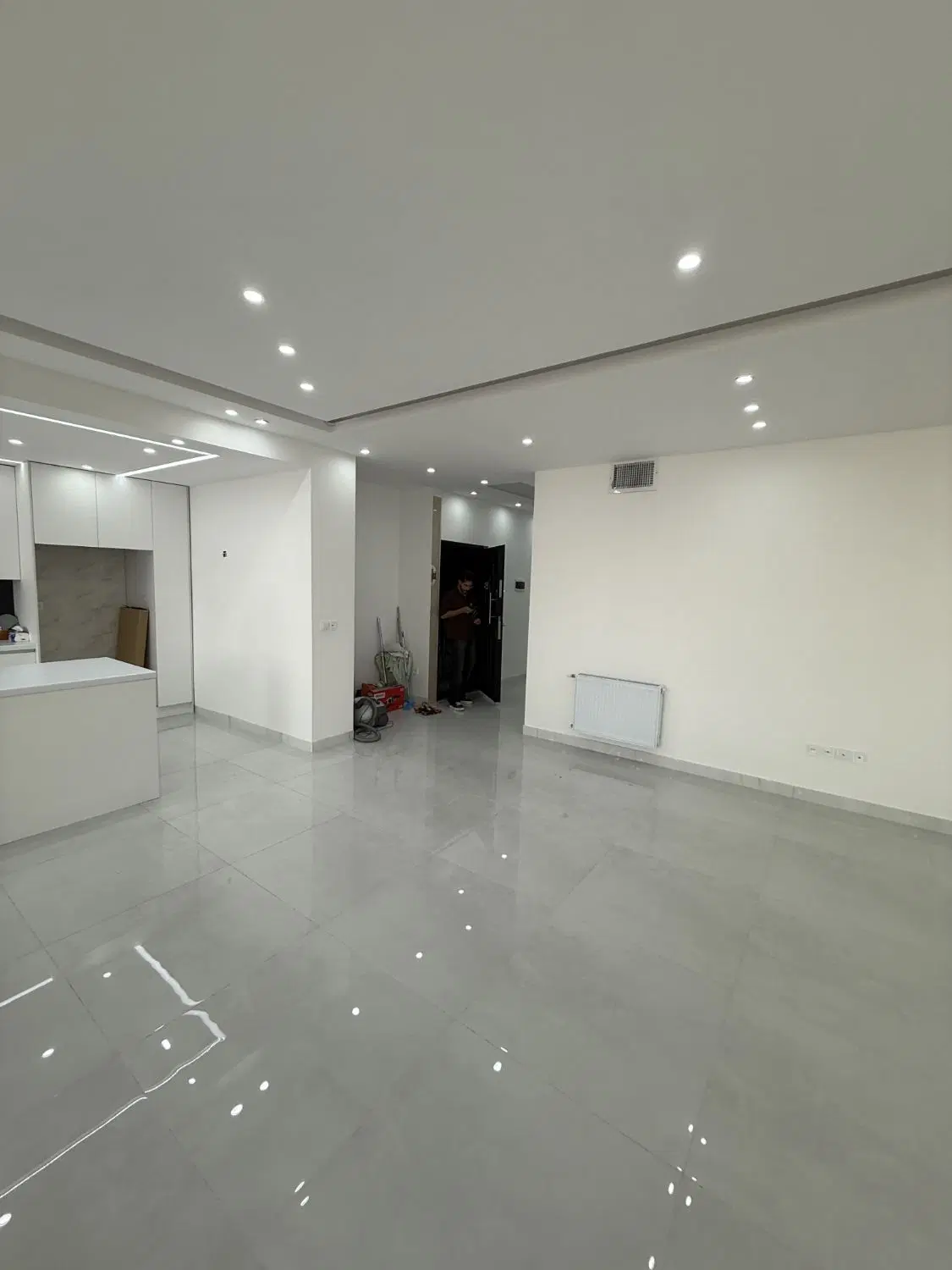 180متر_3خواب_فول_مرکزشهر