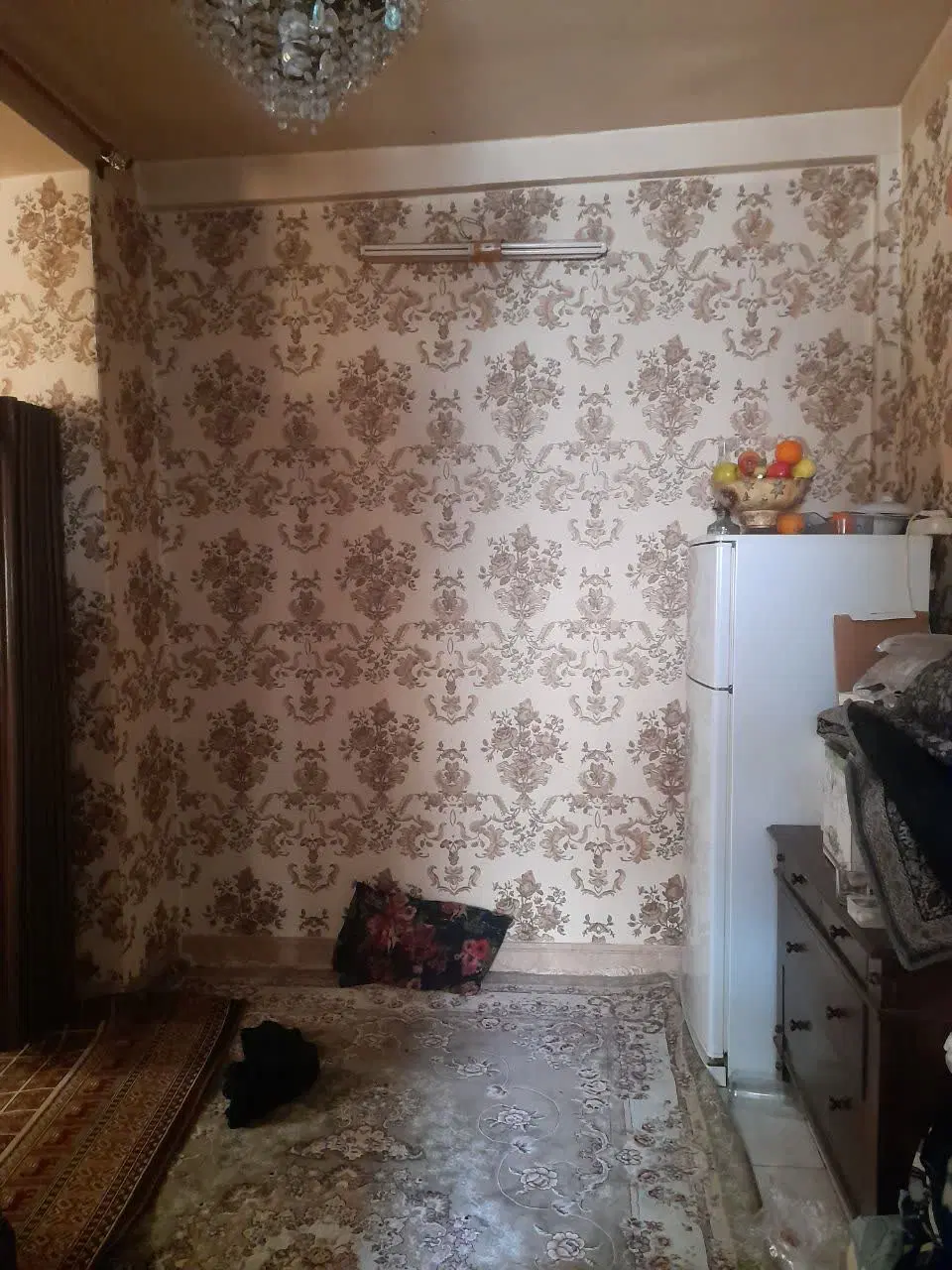 ملک مسکونی وتجاری