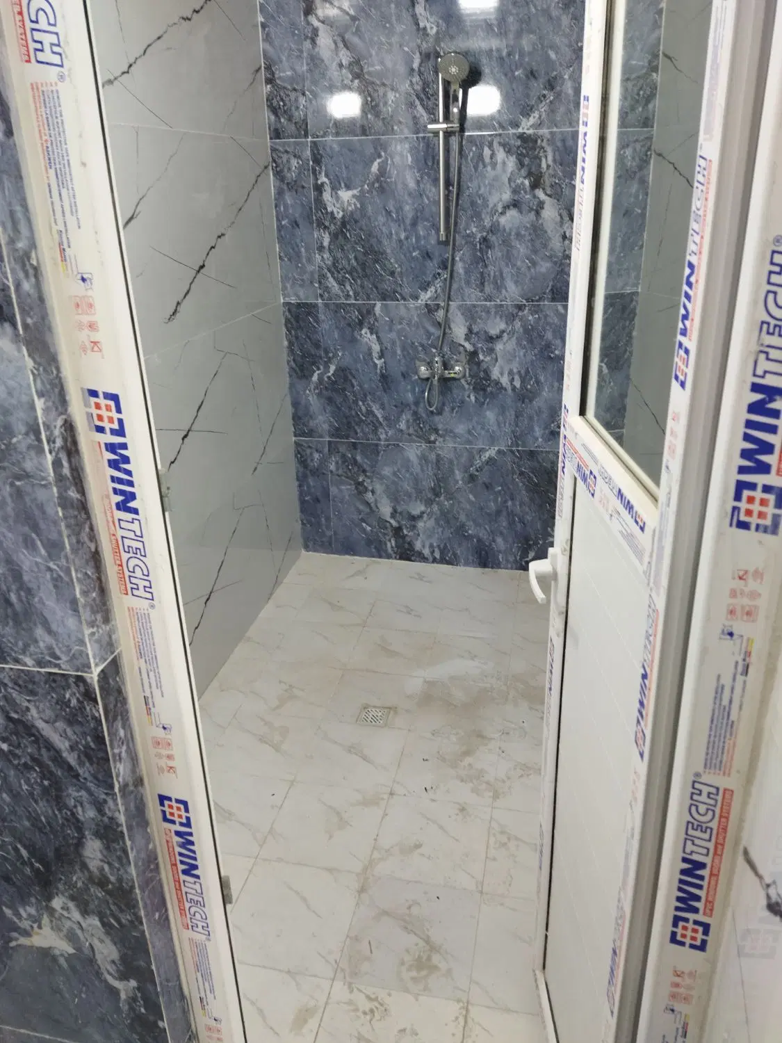 اجاره رهن کامل واحد آپارتمان فرودگاه شهرک حکمت