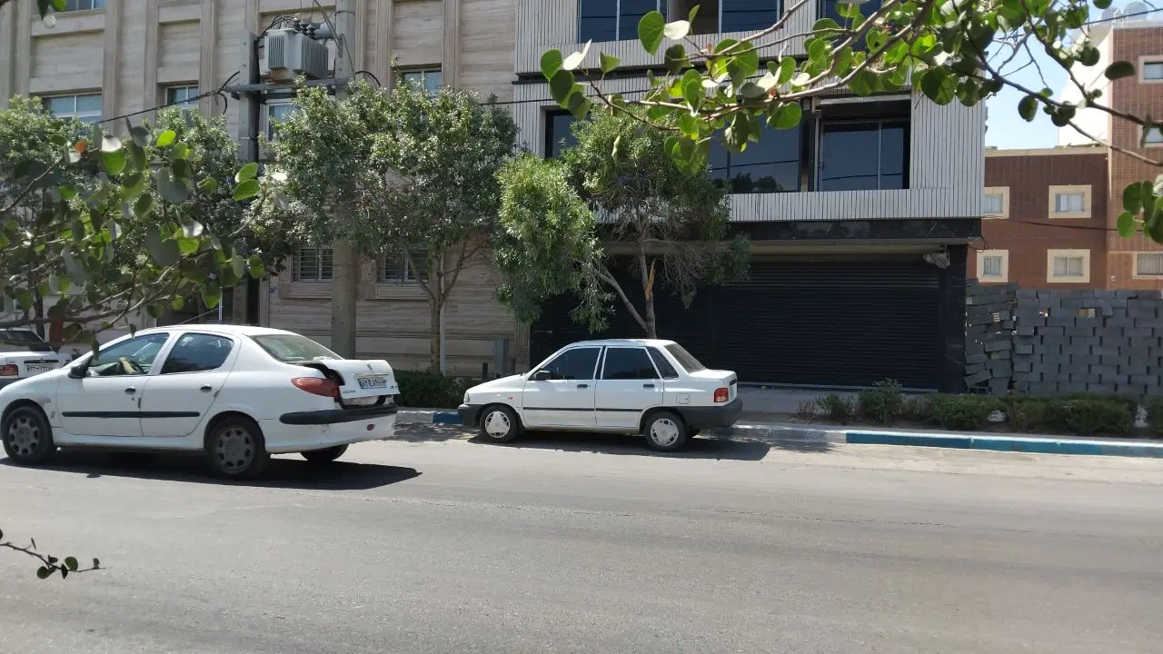 اجاره مغازه تجاری 70 متری و زیرزمین 180متری