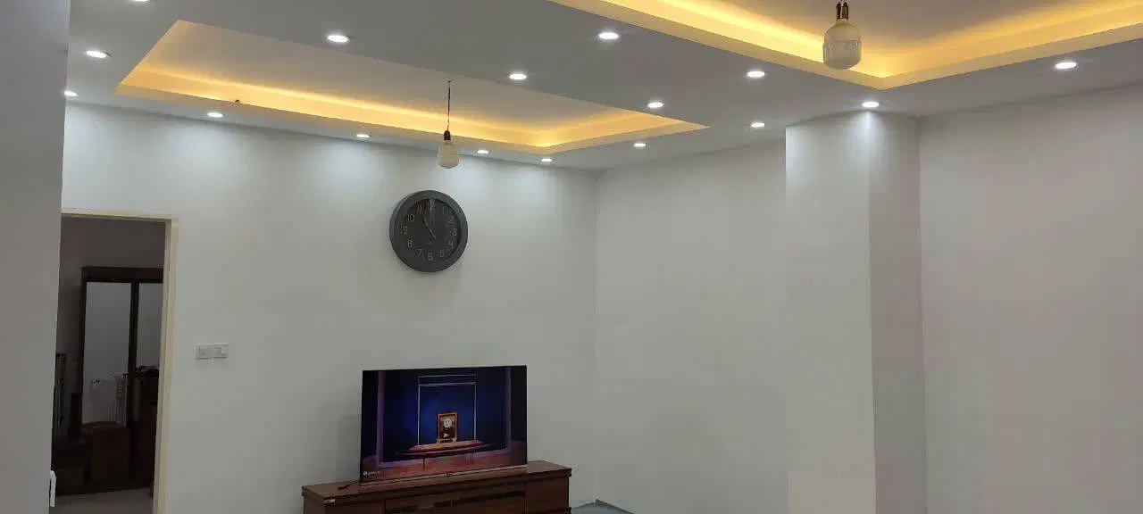 ۸۳متر طبقه دوم فول امکانات