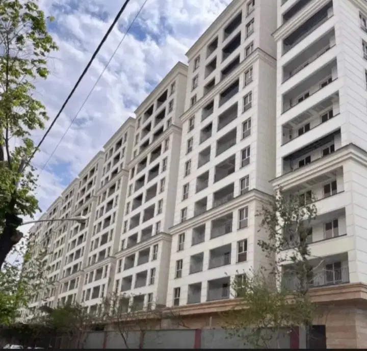 رونیکا پالاس (نگین پیروزی)