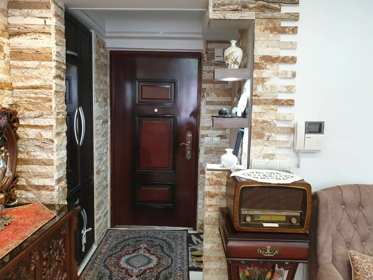 ۱۰۰ متر تاپ لوکیشن ۴۵ متری گلشهر