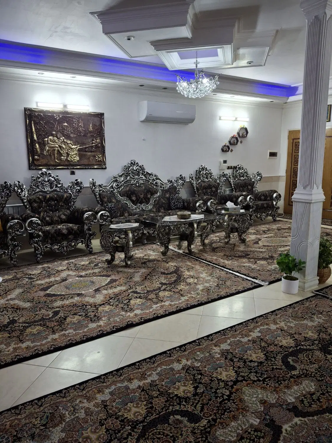 ۲۱۶ متر ۱۰۴ زیربنا