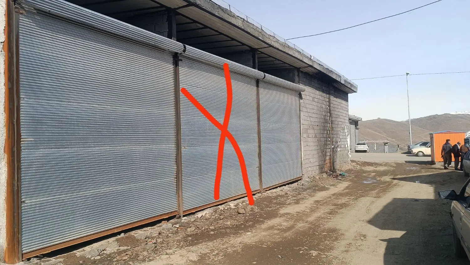 مغازه شهرک امیریه پشت پمپ بنزین اصلانی