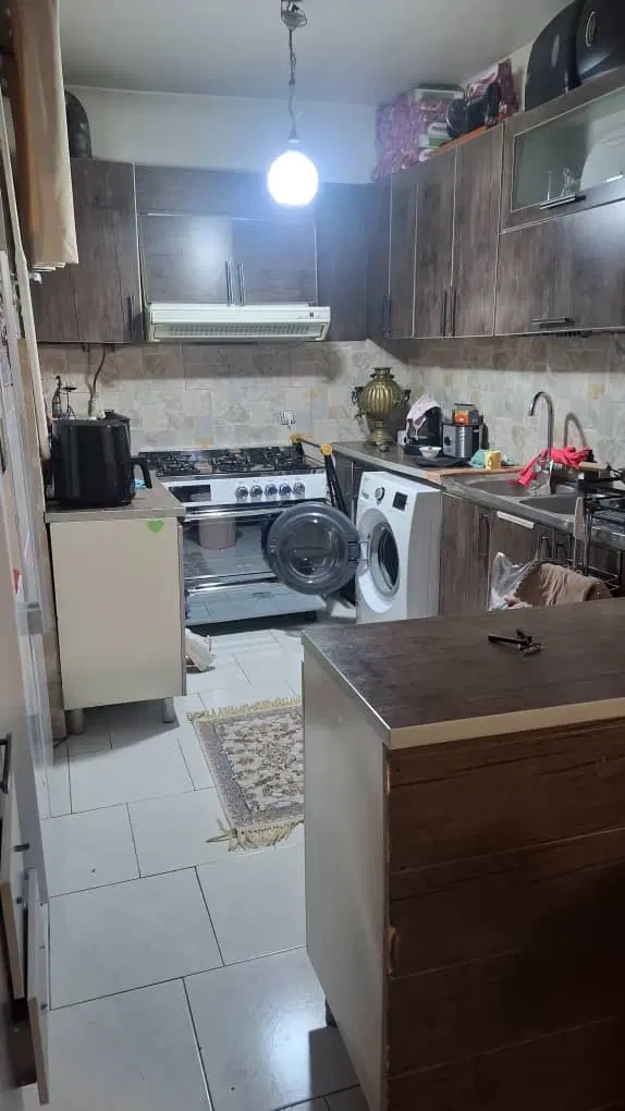 واحد اول خیابان فریبا 56متری سندی