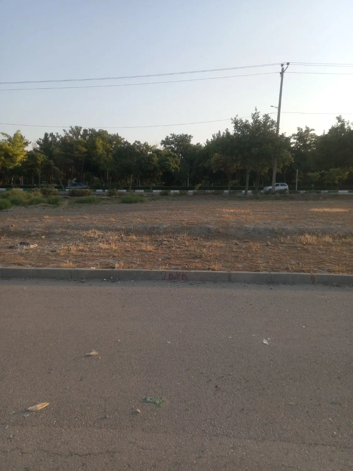 زمین ۱۶۳ متری