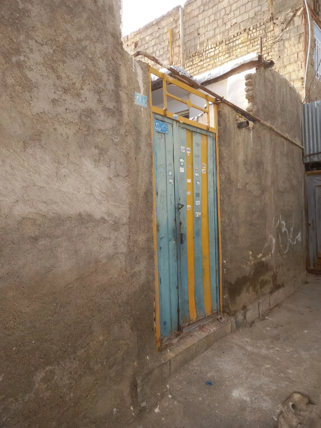 حیاط ویلایی دربست ۵۰متری خمینی۴