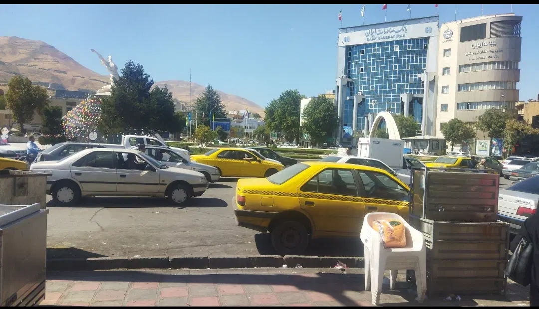 مغازه تجاری میدان اقبال بهترین لوکیشن زیر قیمت