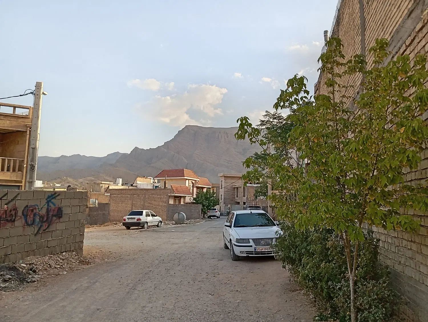 فروش زمین مسکونی دو نبش ،قلات خ خیام