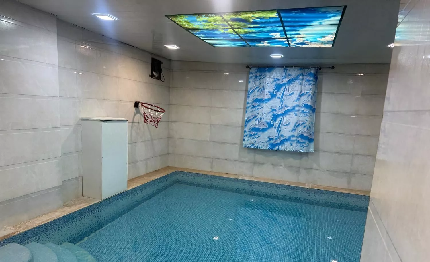 اجاره ویلاباغ استخردار