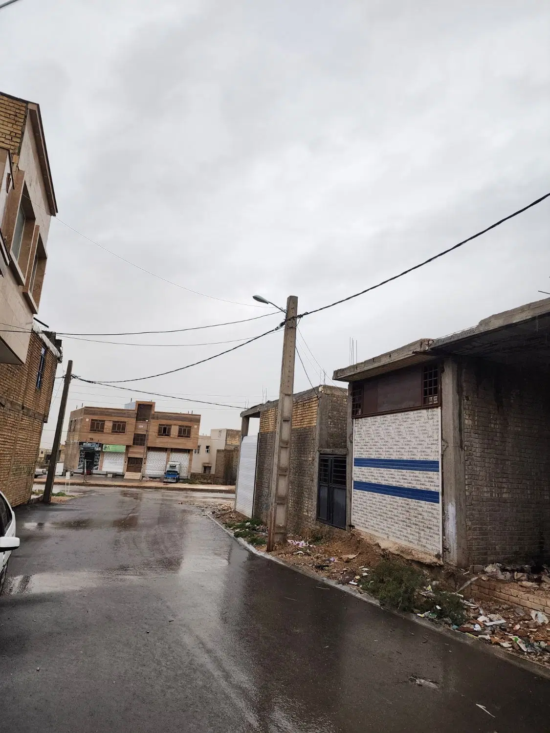 مغازه ۳۰ متری کفترک کوچه مهدکودک روبرو اداره آبفا