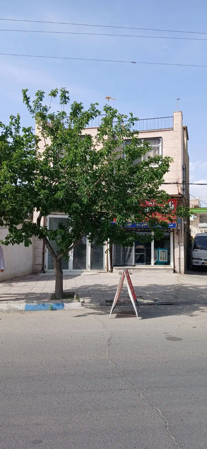 فروش ۲ مغازه بزرگ مناسب انواع مشاغل