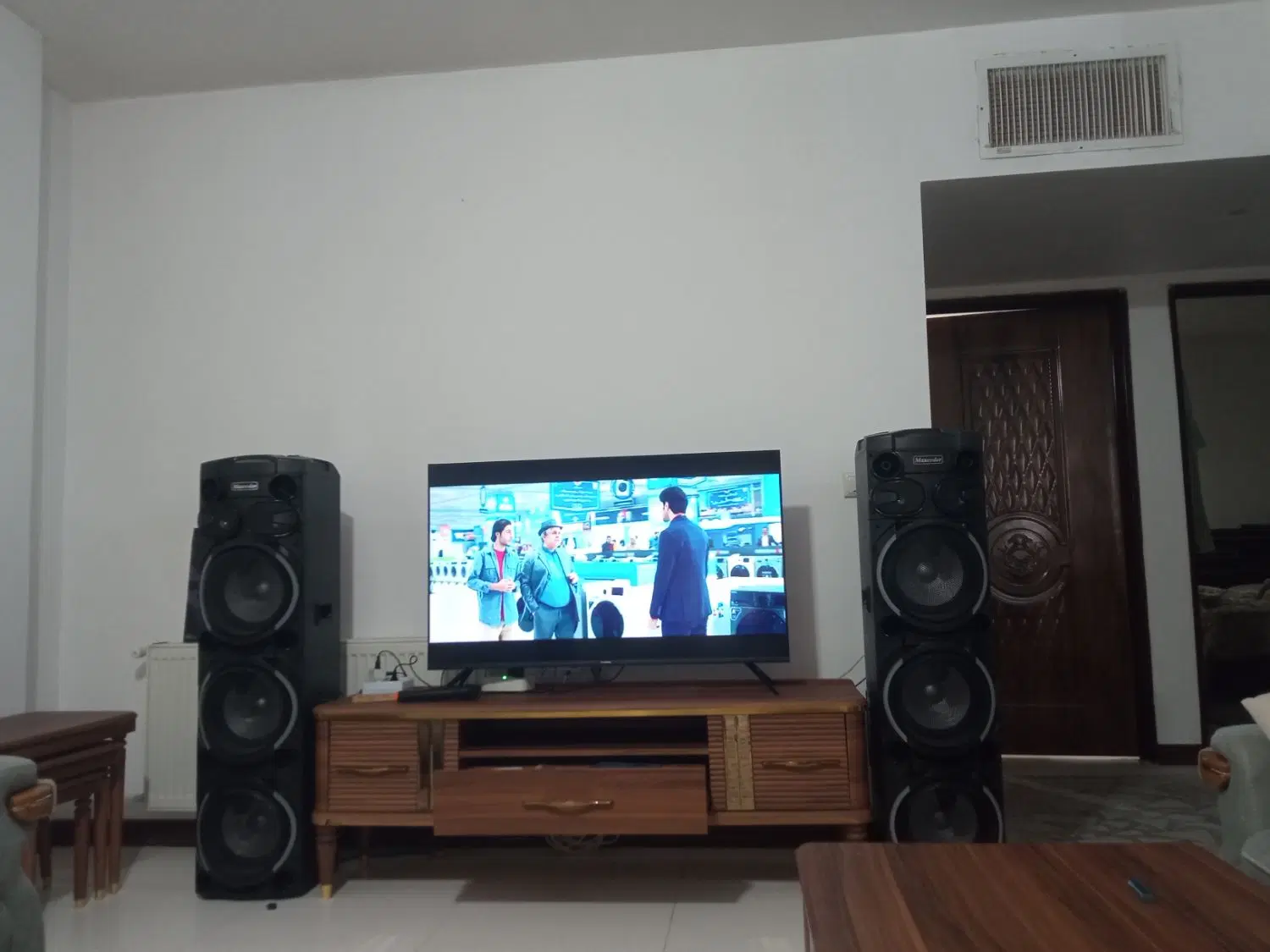 همخونه