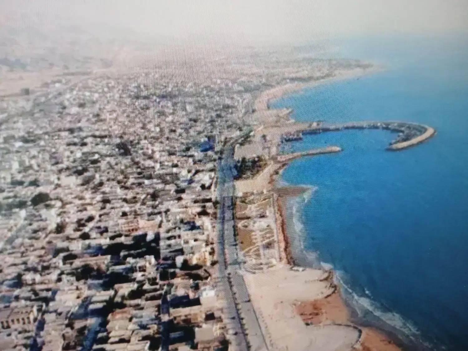 زمین مسکونی و تجاری