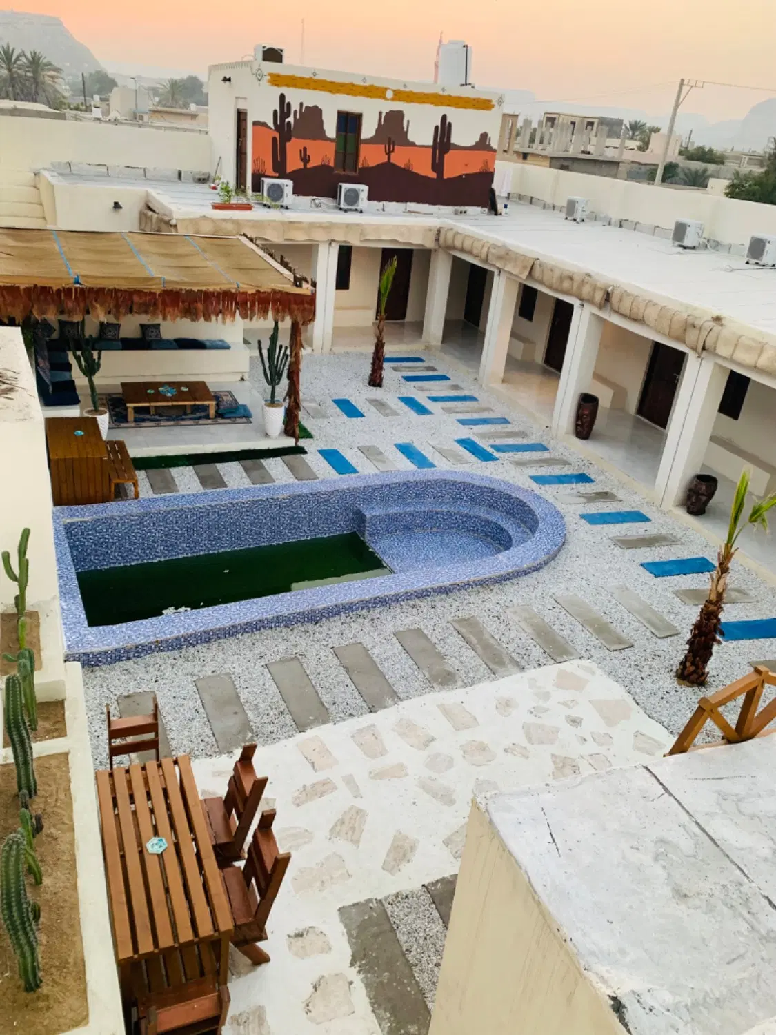 اقامت گاه بوم گردی