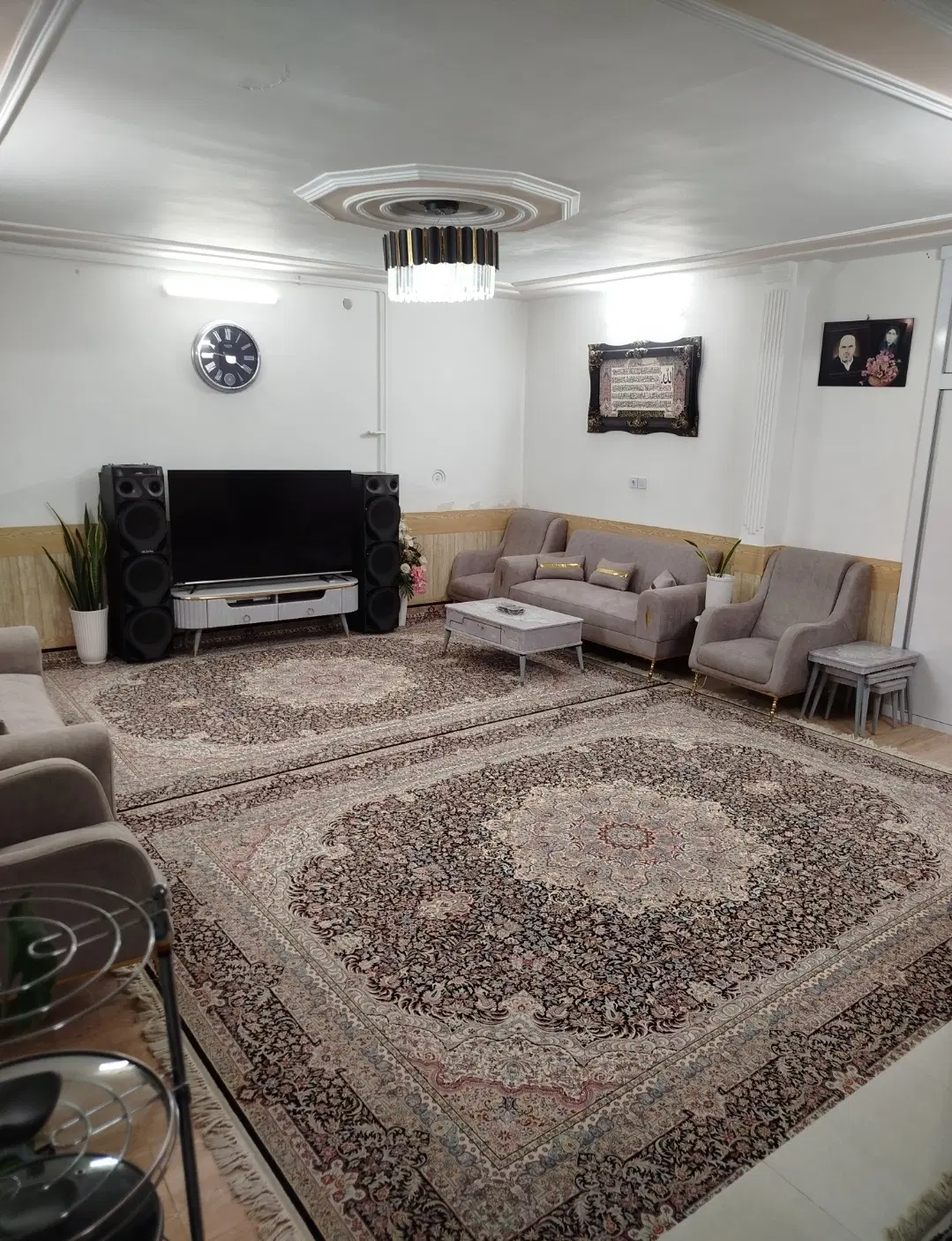 منزل ویلایی ۲خواب واقع در خیابان ۱۶ متری