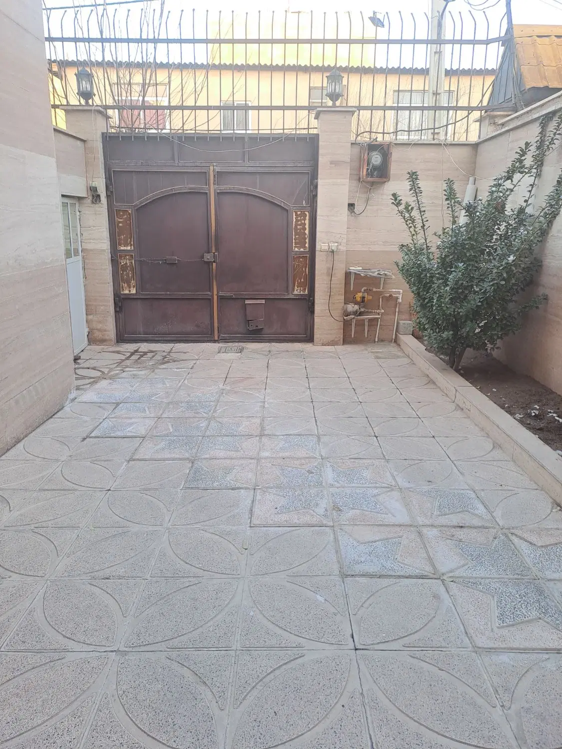 خانه دوطبقه ویلایی