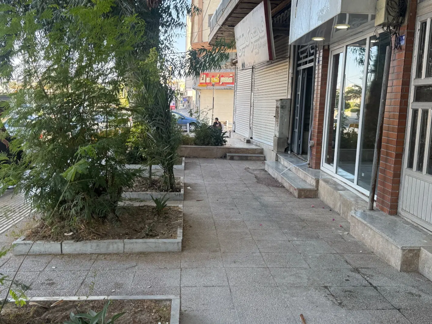 مغازه دو بر سر اصلی روبروی درب گمرک