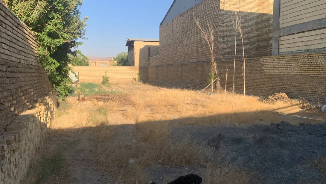 زمین چهاردیواری امان آباد