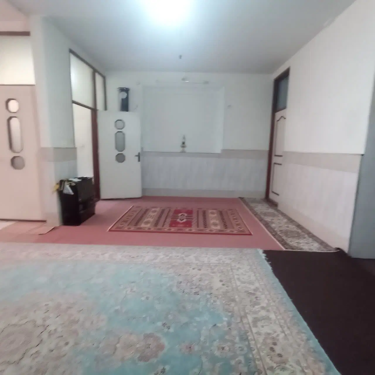 زیرهمکف ۱۰۰ متری با راه ورودی جداگانه