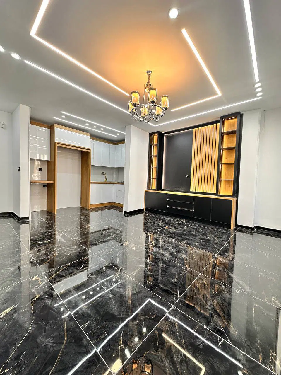 ۶۰متر _ آسانسور پارکینگ _ روبه نما خیابان ویو ابدی