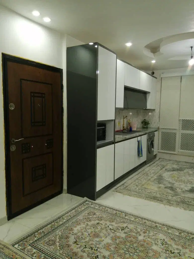 آپارتمان تک واحدی ۹۵متری