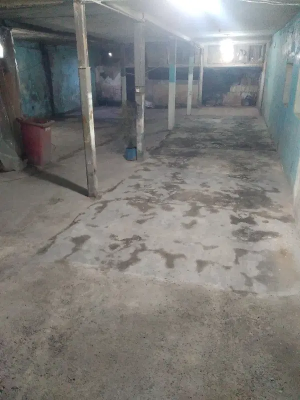 مغازه ۲۵۰ متری بر خیابان معراج