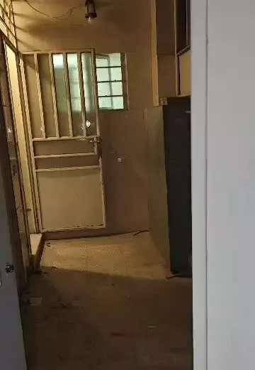 منزل دربست 240متری درب ساختمان زرهی