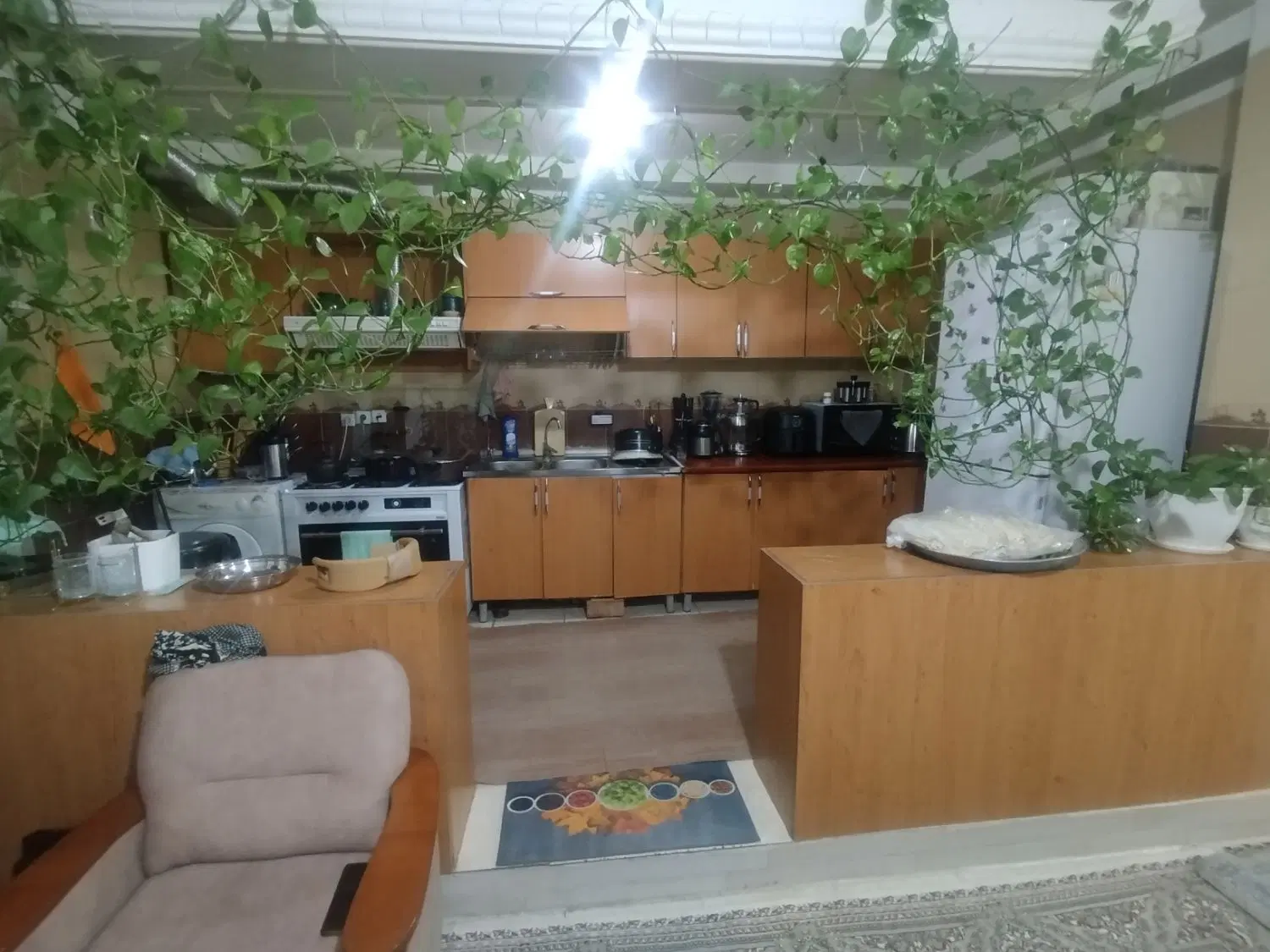 ۸۵ متری _ زرافشان_ پارکینگ دار _ دو خواب