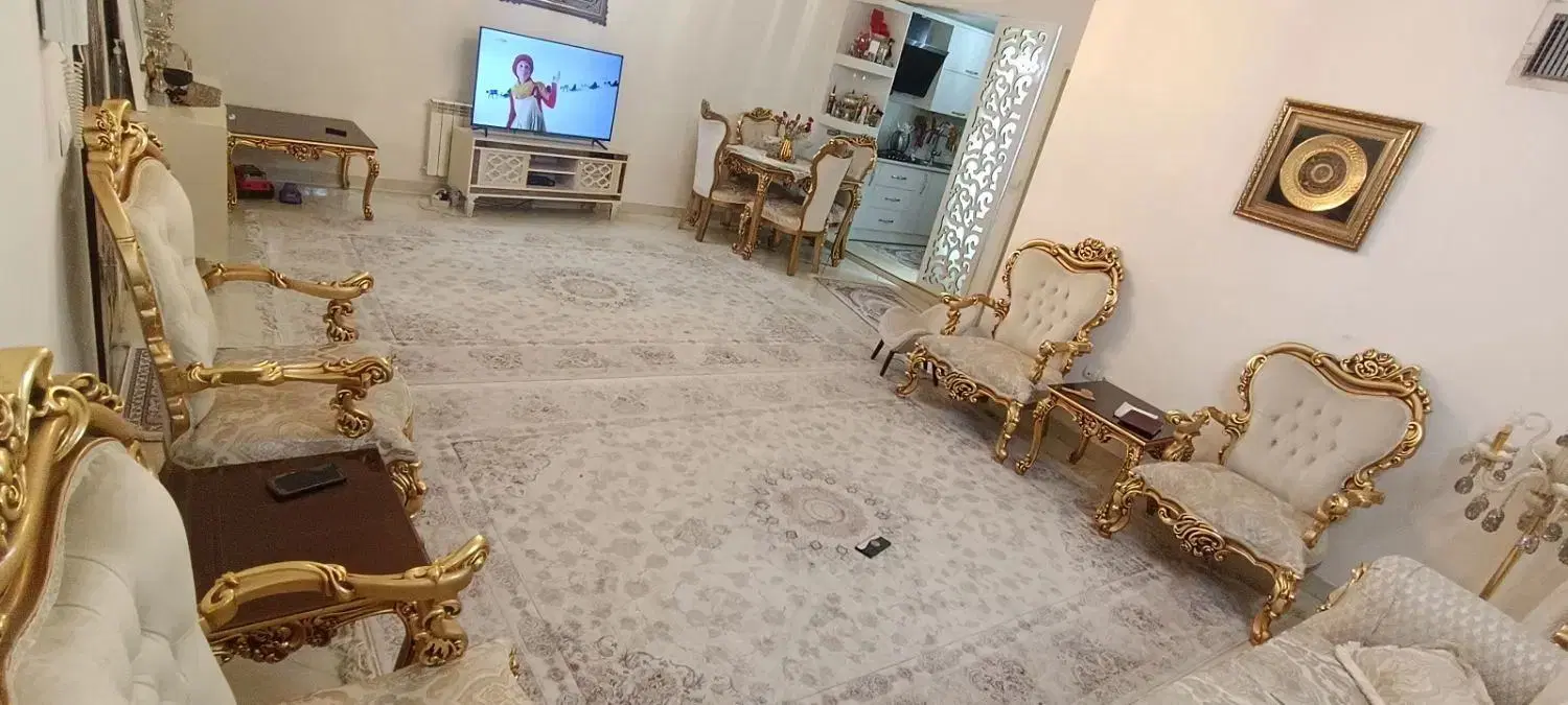اجاره آپارتمان ۶۲متر_پارکینگ_آسانسور_انباری_عمارت