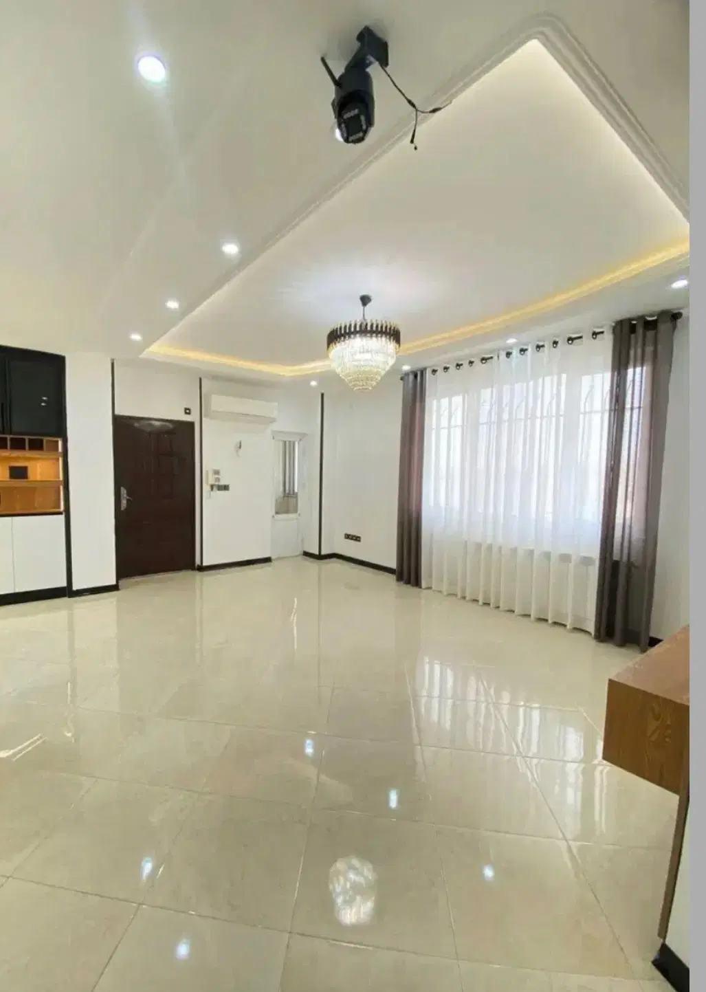 49متر_سالن پرده خور _تاپ لوکیشن