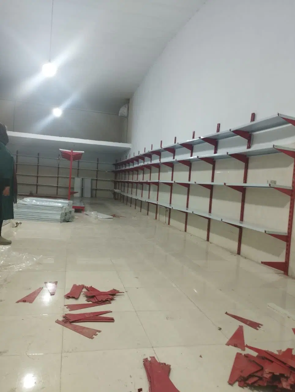 مغازه ۱۲۰ متری بالکن دار