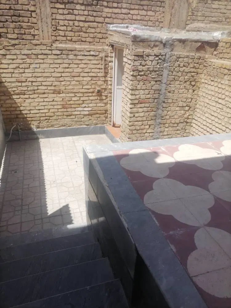 منزل ویلایی درب ازساختمان پارکینگ سراسری