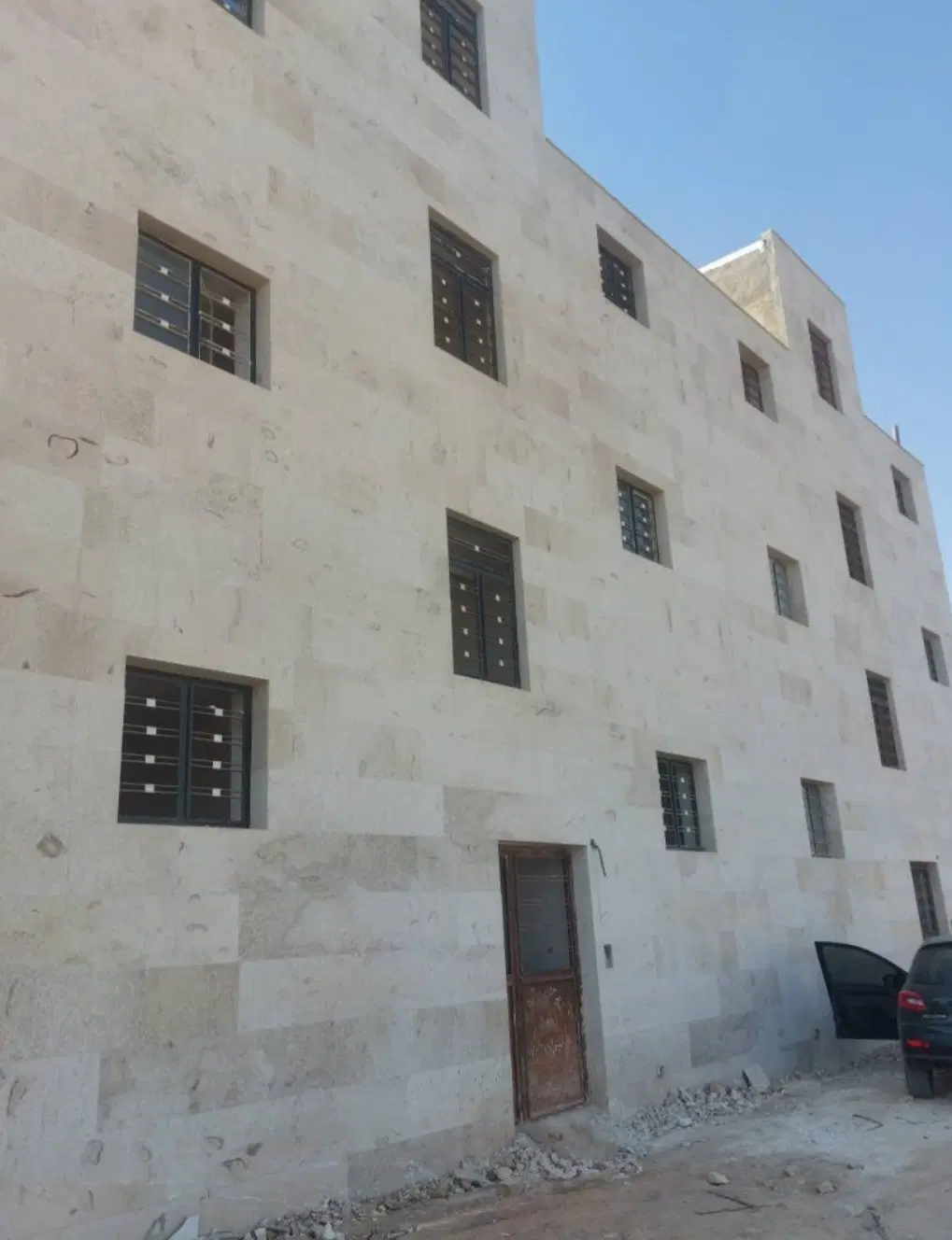 آپارتمان دو خواب صفر جرثقان