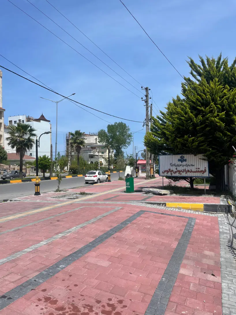 ۳۳۰ متر بر ۲۰ تاپ لوکیشن رادیو دریا ساحلی بر اصلی