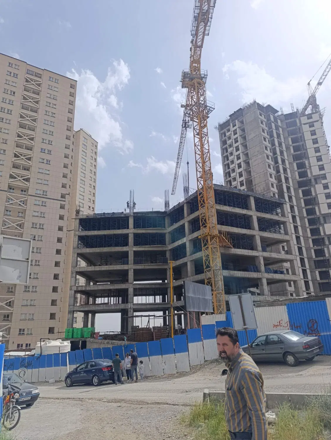 ۹۰متر،دو خواب،برج در حال ساخت کیان چیتگر،تحویل۱۴۰۶