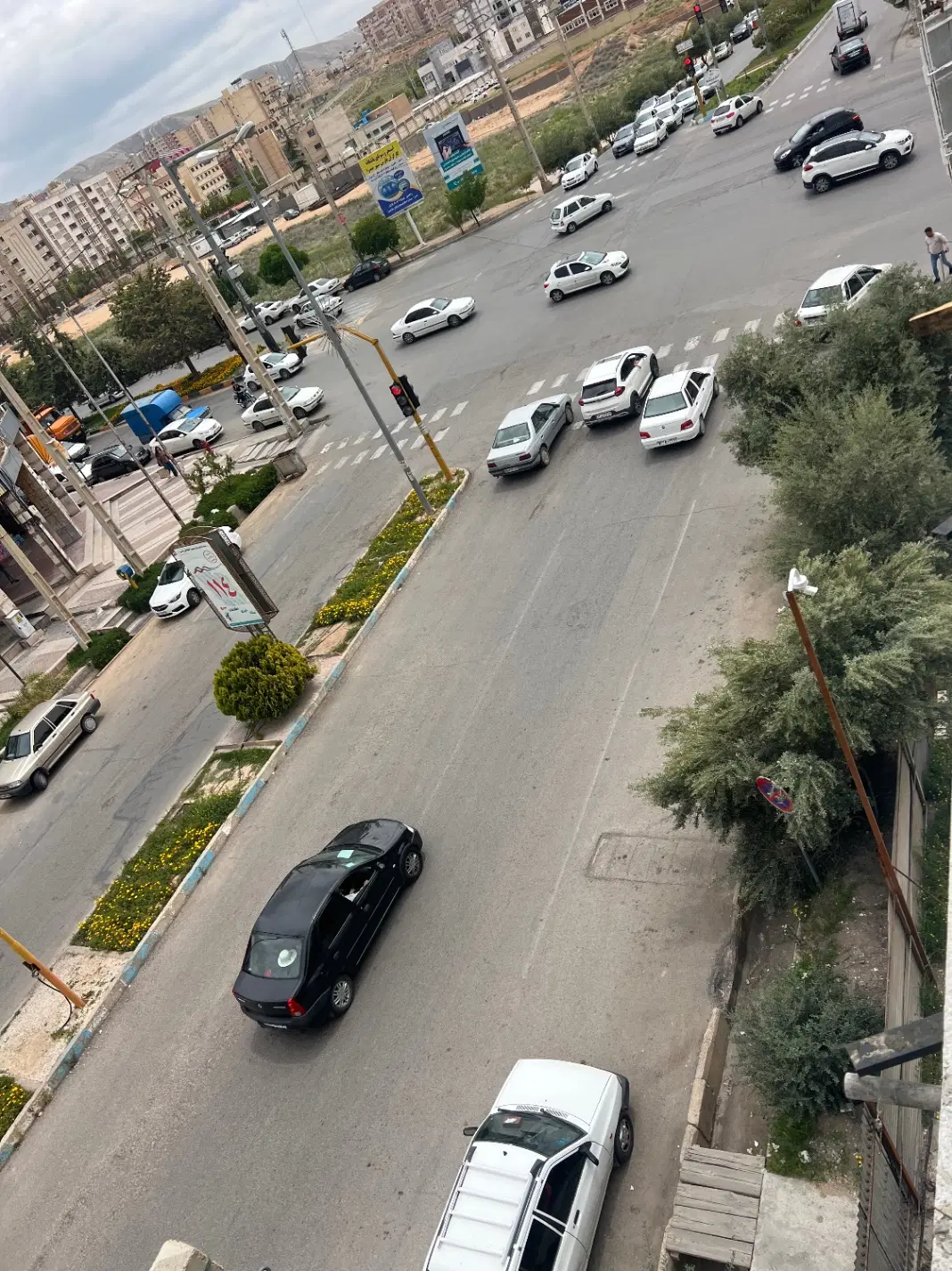 اپارتمان اداری۱۵۰متری نزدیک ساختمان شهرداری جدید