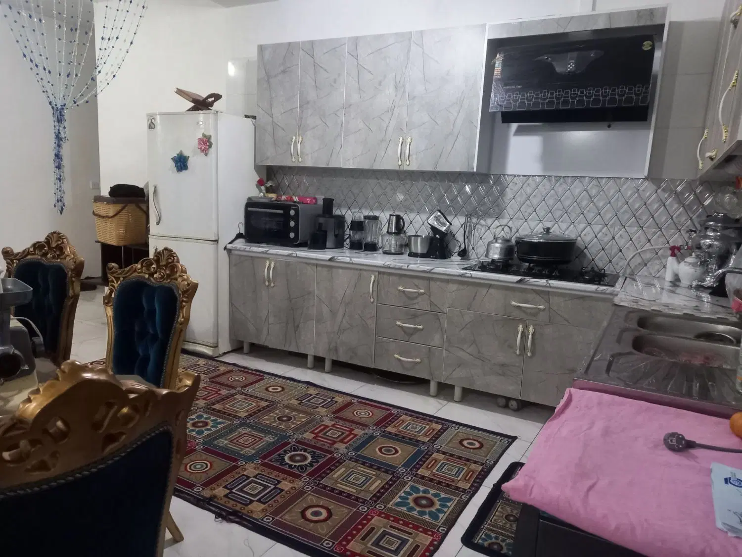 واحدبسیارتمیز وفول امکانات