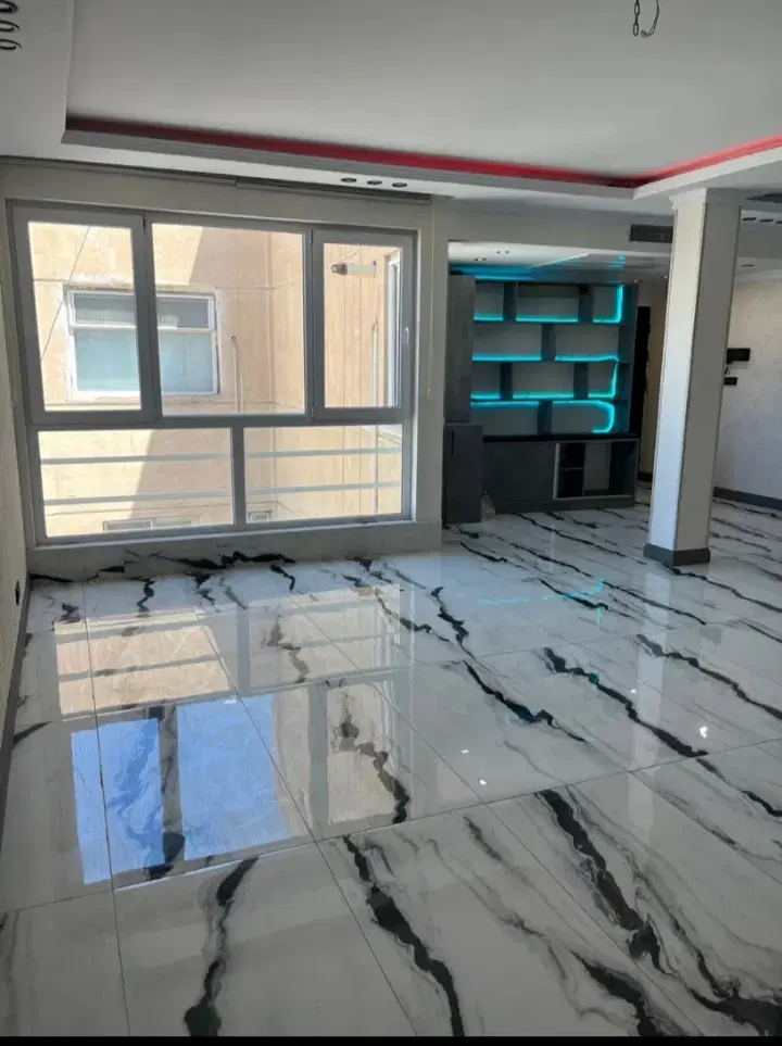 120متر_2خواب_پارکینگ _باغ خزانه _گل ساختمان
