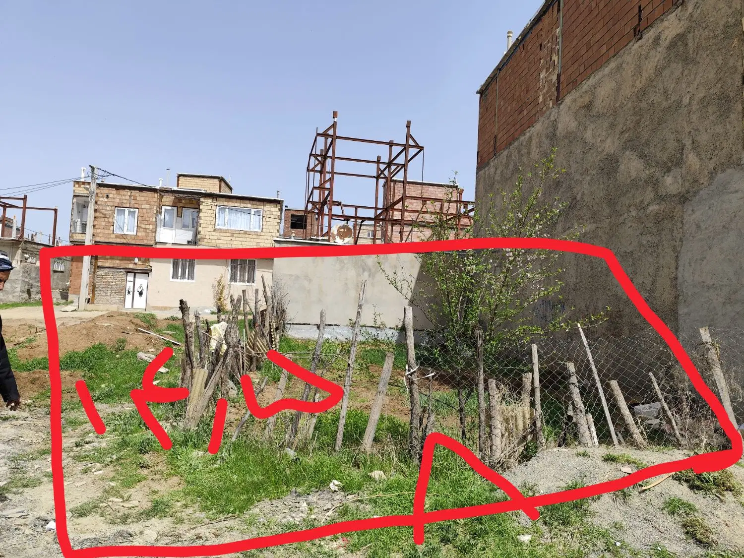 زمین مسکونی در ایرانخودرو